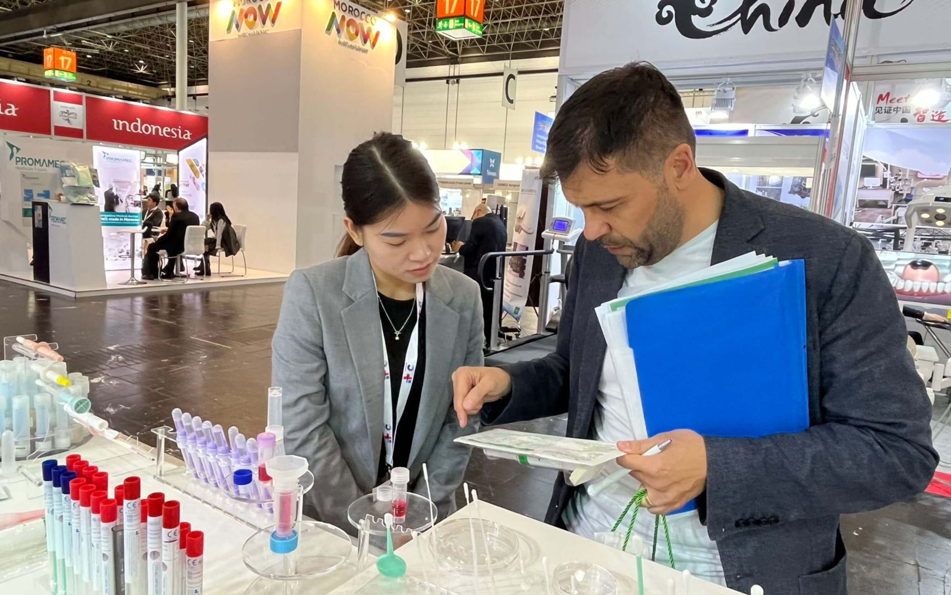 一位客戶對(duì)麥瑞科林產(chǎn)品感興趣 一位客戶對(duì)麥瑞科林產(chǎn)品感興趣